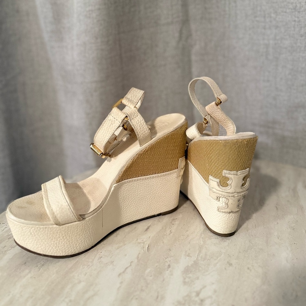 Tory Burch Cream and Tan Wedge Sandals | 8M